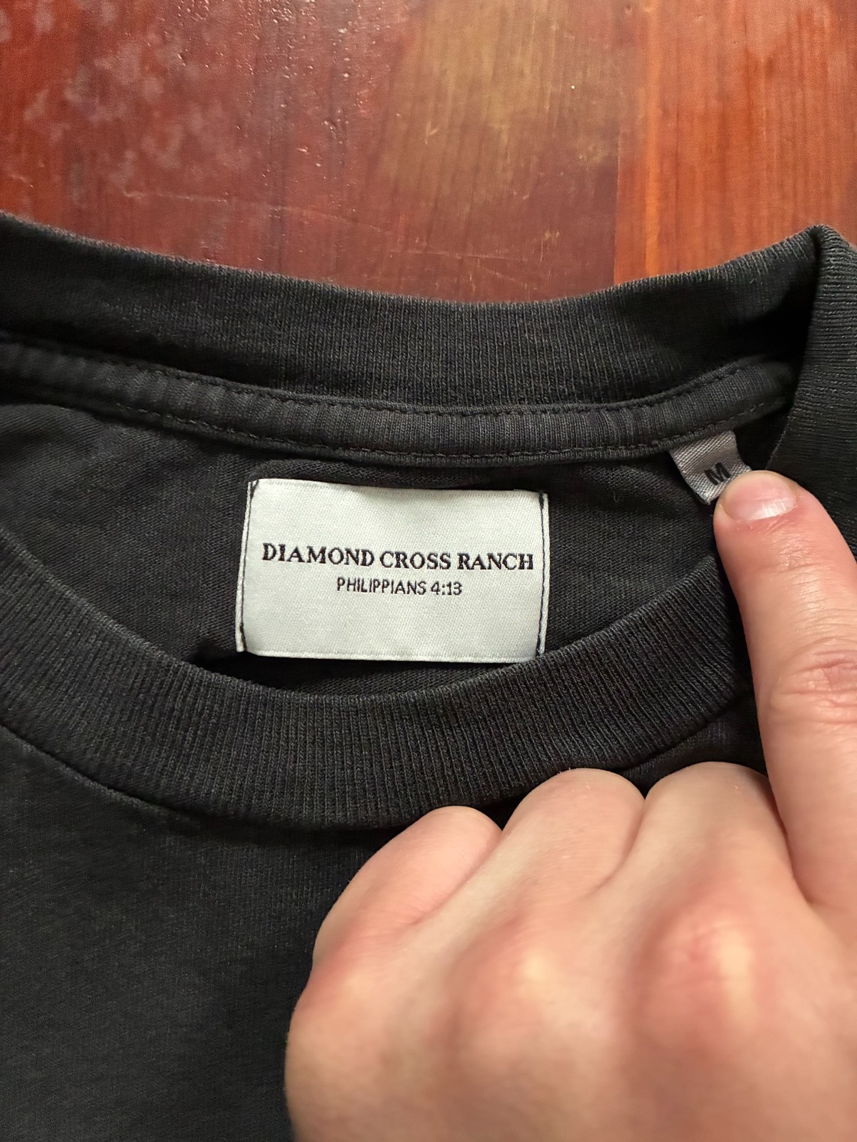 Diamond Cross Ranch Maverick T-Shirt Mens Medium Sun Faded Black Graphic Tee