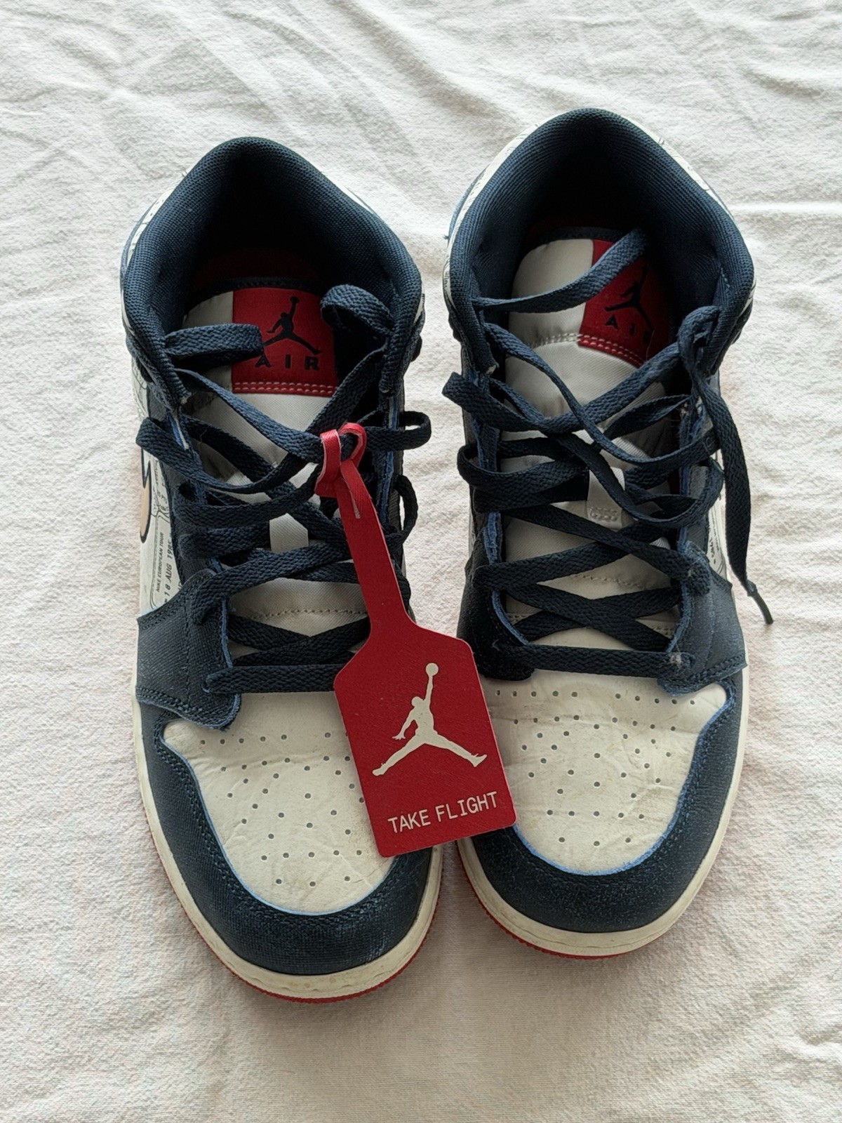 Jordan Air Jordan 1 Mid-Top Men’s Lace-Up Athletic Sneaker Blue/White/Red