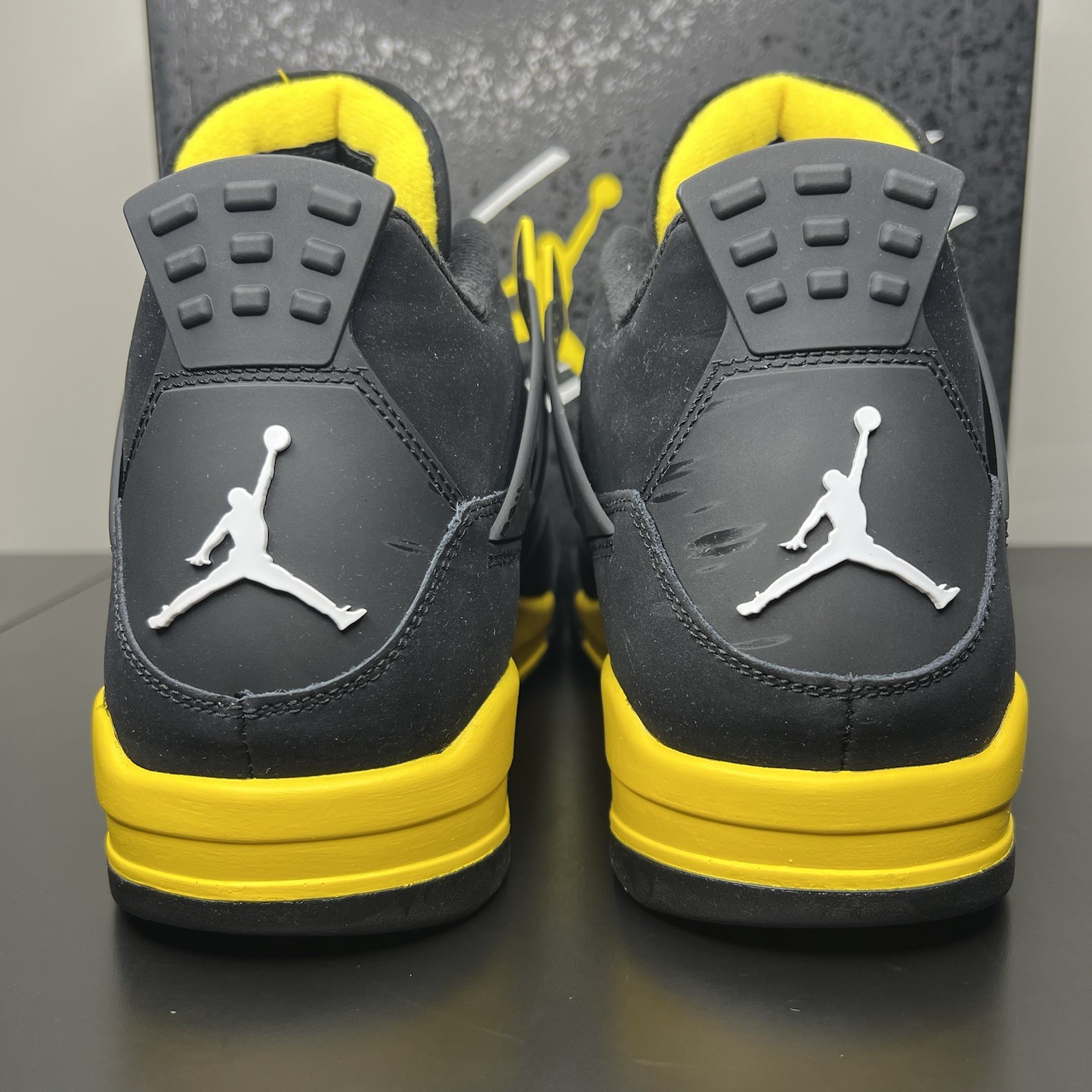 Size 12 – Jordan 4 Retro Mid Thunder