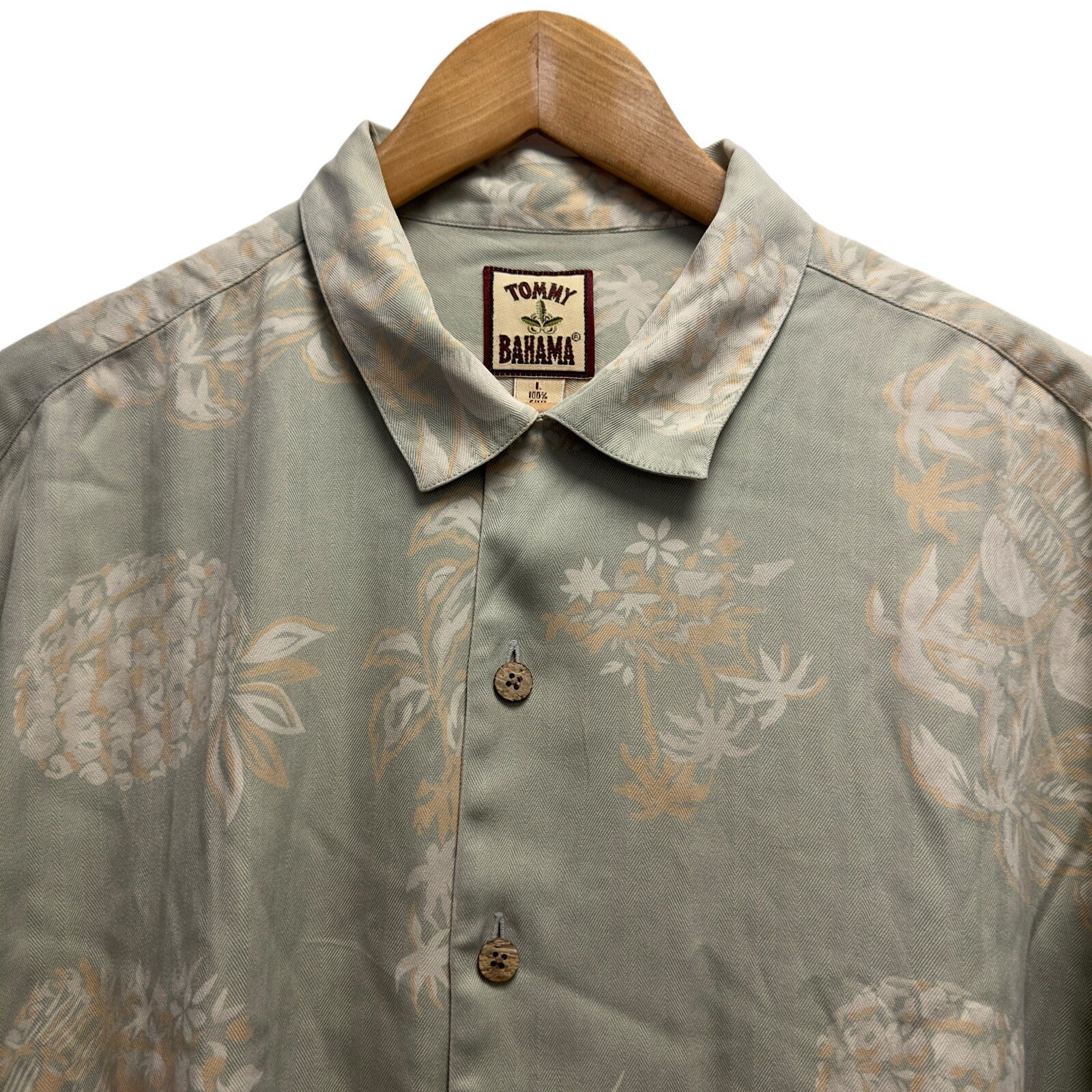 Tommy Bahama Mens L Hawaiian Button Front Sage Green Floral Pineapple Silk Shirt