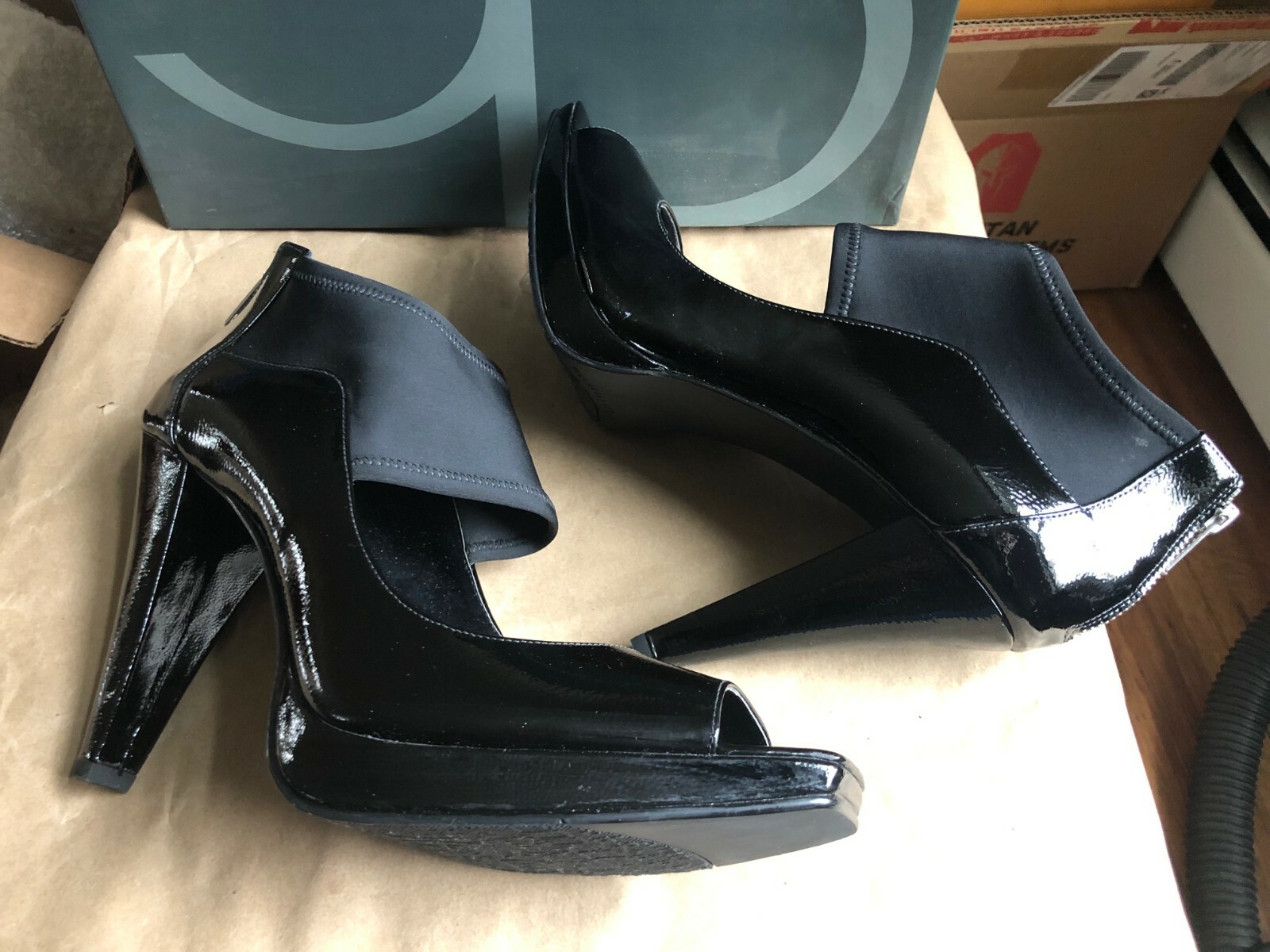 Jessica Bennett NASH Square Toe Platform Pumps BLACK PATENT 12M Rear Zipper NIB