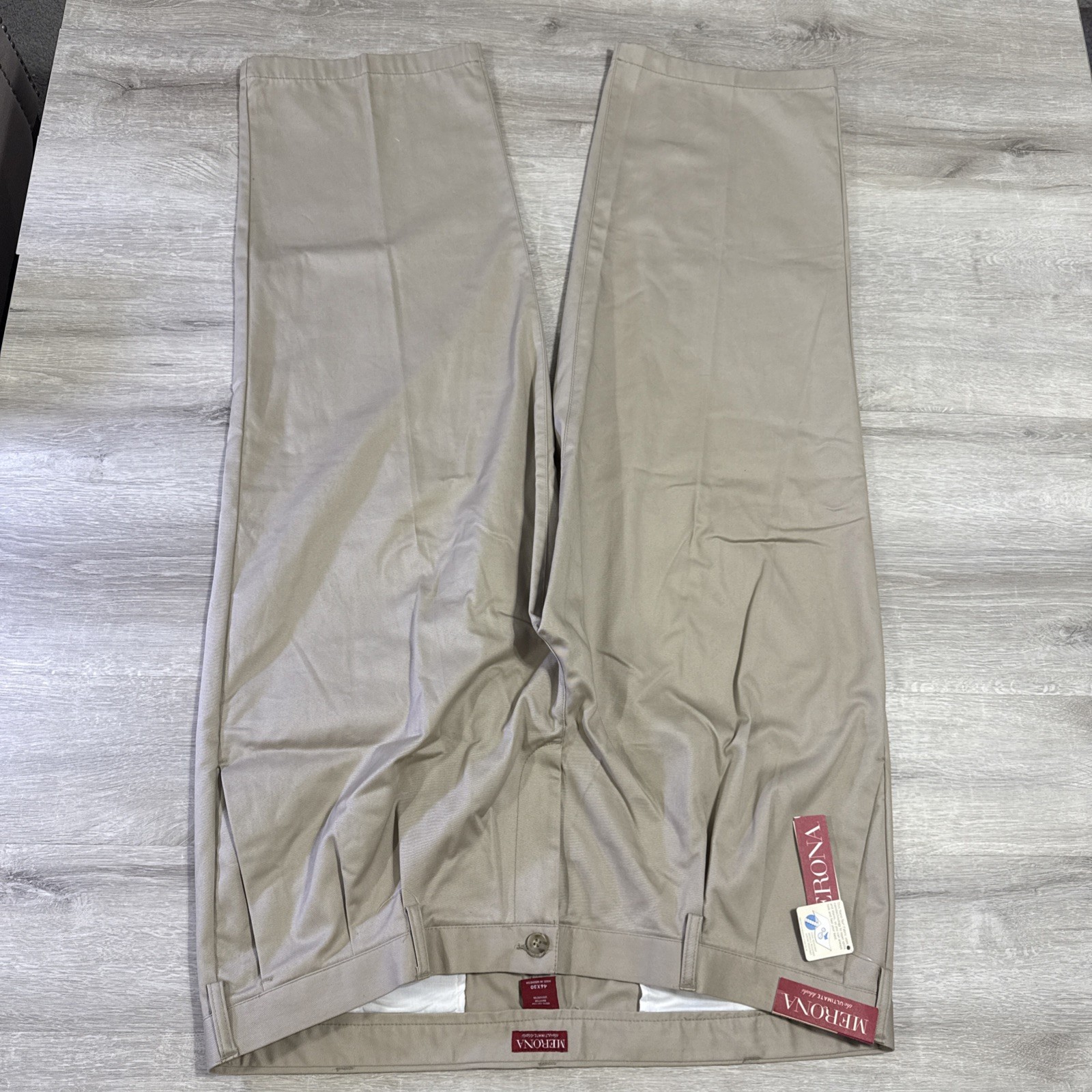 Merona Men’s Pleated Khaki Pants 46×30 Beige NanoTex Fabric 100% Cotton NWT