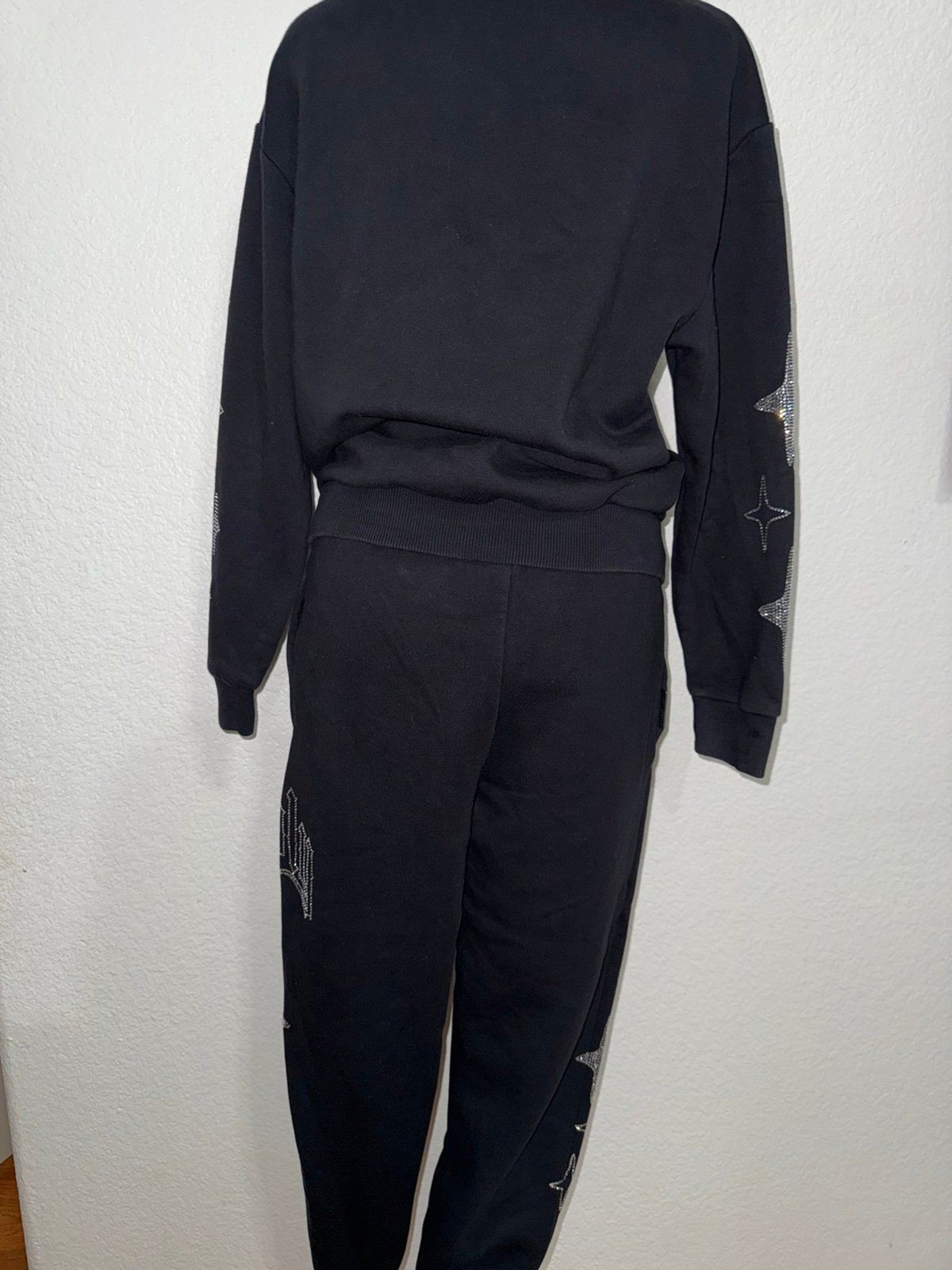 Supply & Demand Kids Rhinestone Tracksuit Set – Size L (12-13)