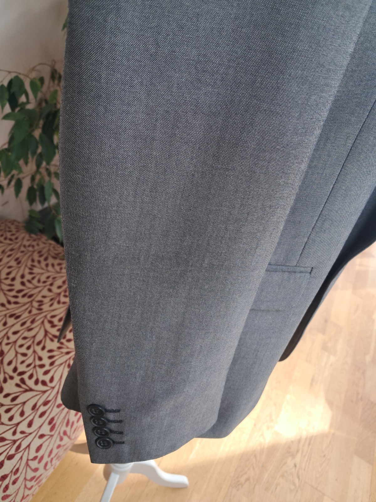 Men’s Limehaus Grey 2 Piece Suit Chest 40” Trousers 36″