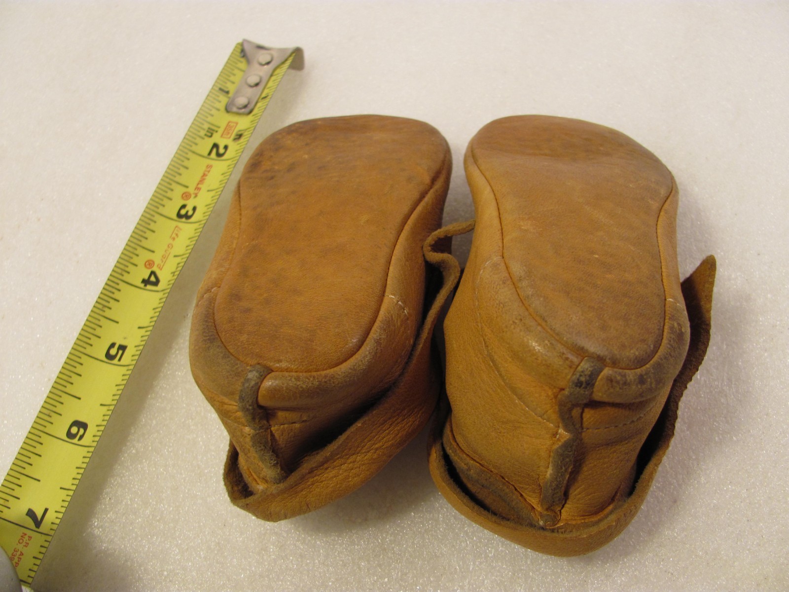 Baby Moccasins Size 4.5 Inches Genuine Brown Leather Vtg Beaded Decor Cute