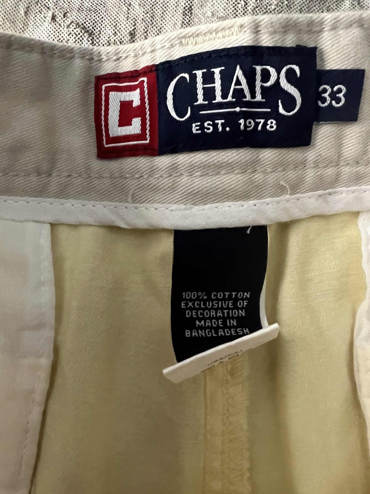 Chaps Men’s Size 33 Yellow Casual Cotton Shorts 8 Inches Inseam Length