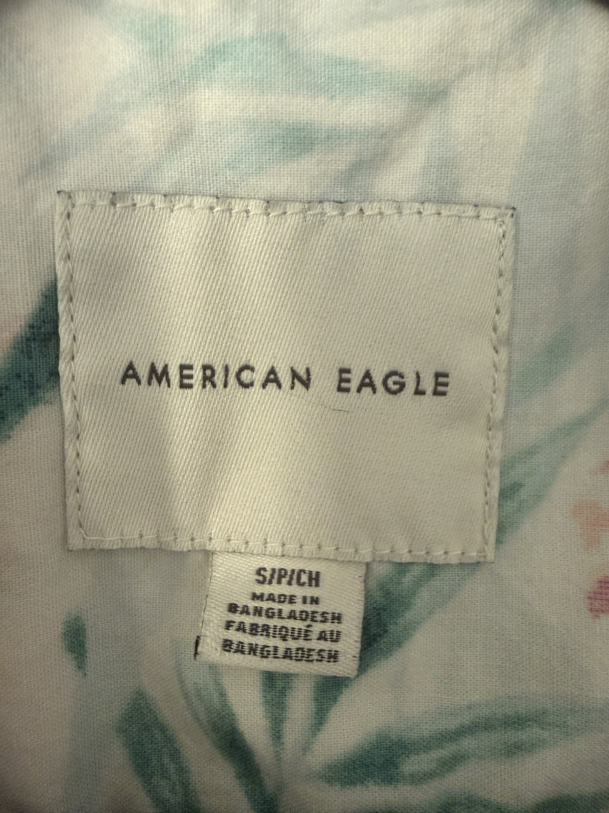 American Eagle Hawaiian Shirt Men’s S/P/CH White Floral Button Up Short Sleeve