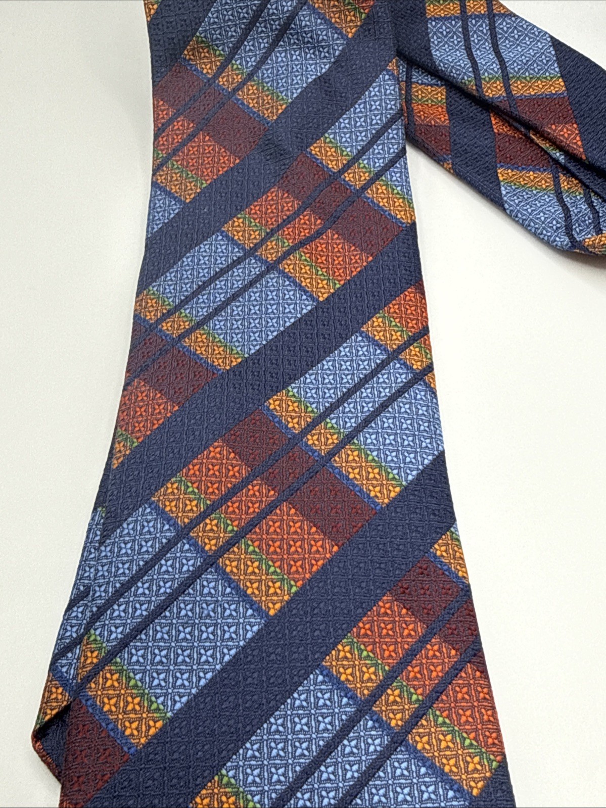 Jos A Bank Reserve Collection Silk Tie Plaid Geometric Patchwork 3-1/8”W 60”L