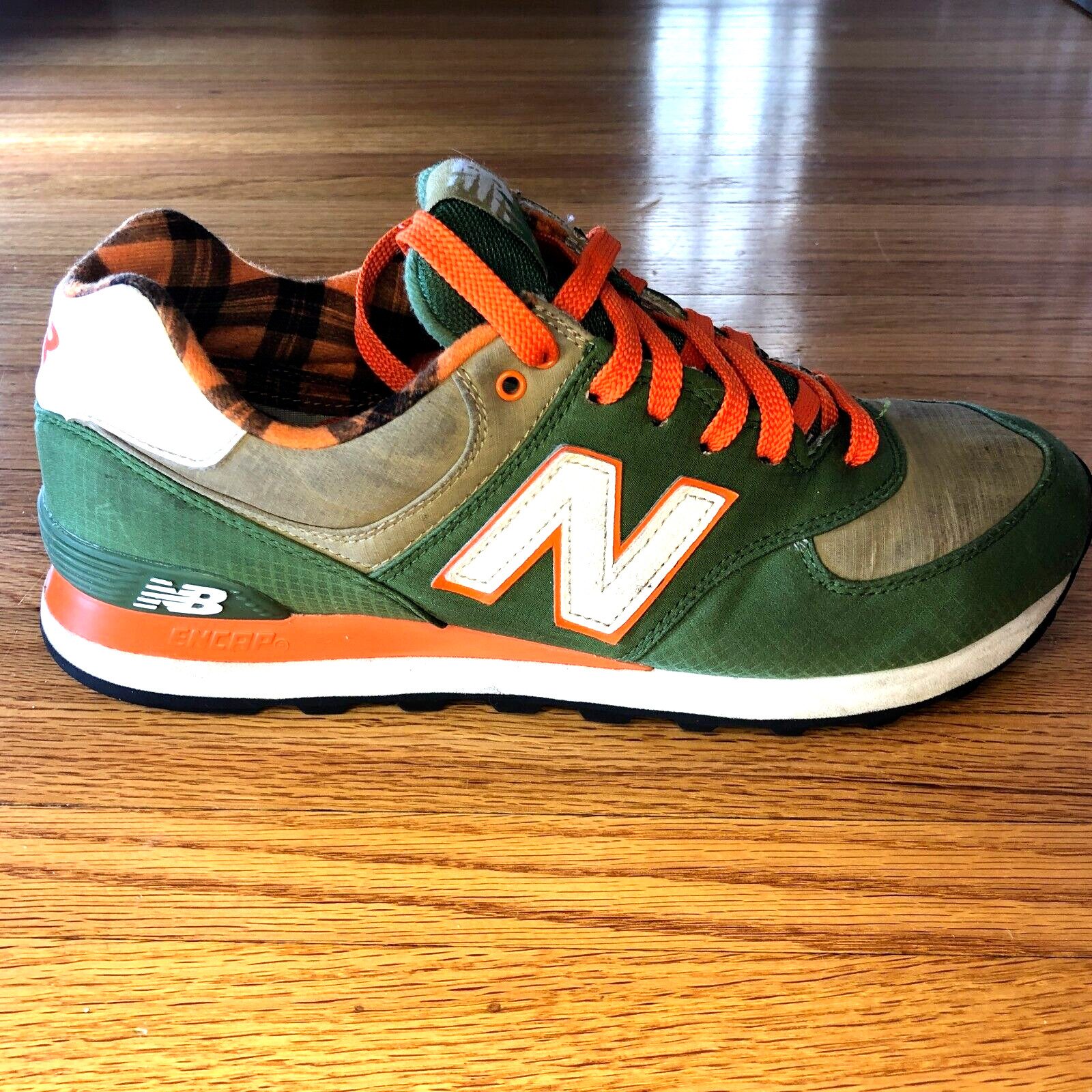 New Balance 574 ML574FTC Camper Pack – Men Size 9.5 – Green/Orange Running Shoe