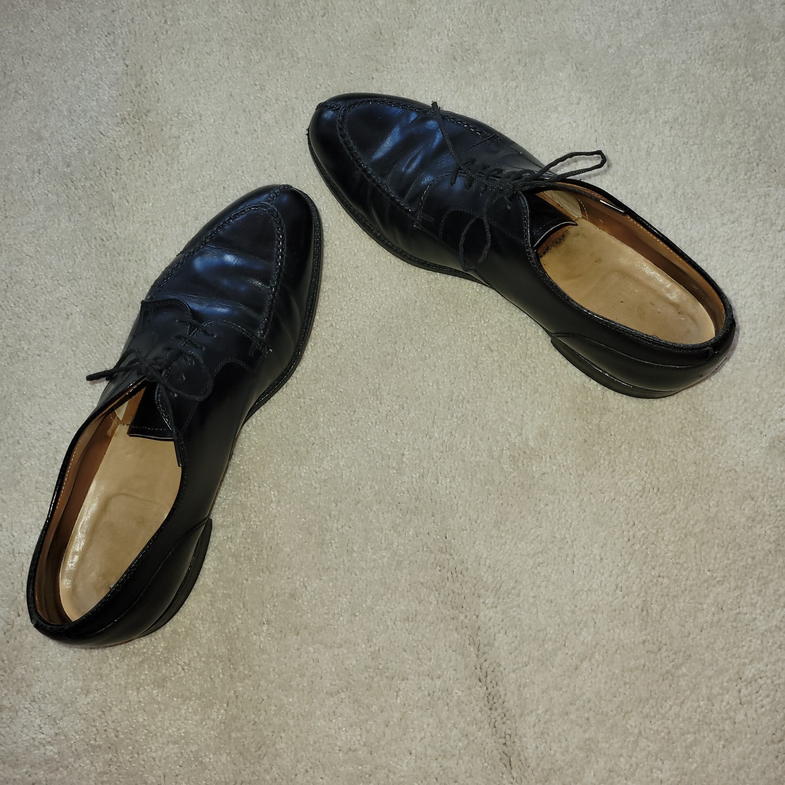 Alden Men’s black dress shoes made in Massachusetts 11-1/2 B/D size; fits 12/ 45