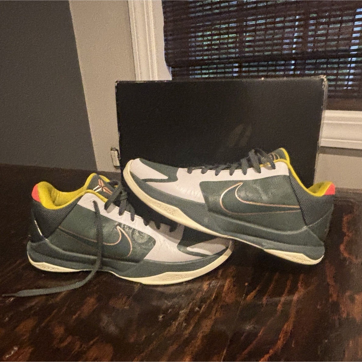 Nike Kobe 5 Protro EYBL Forest Green Yellow Size 10
