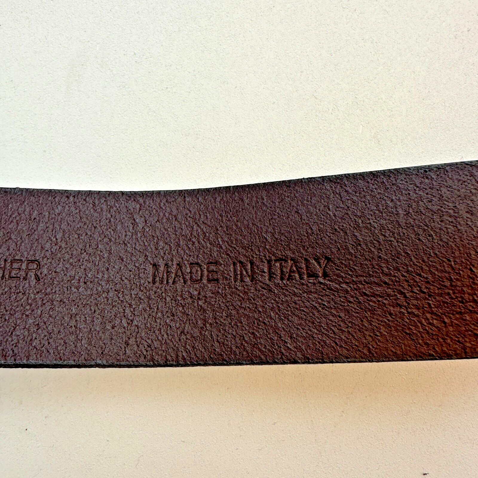 Levi’s Made in Italy Belt Men’s Sizes W32- 36 100% Leather Dark Brown New