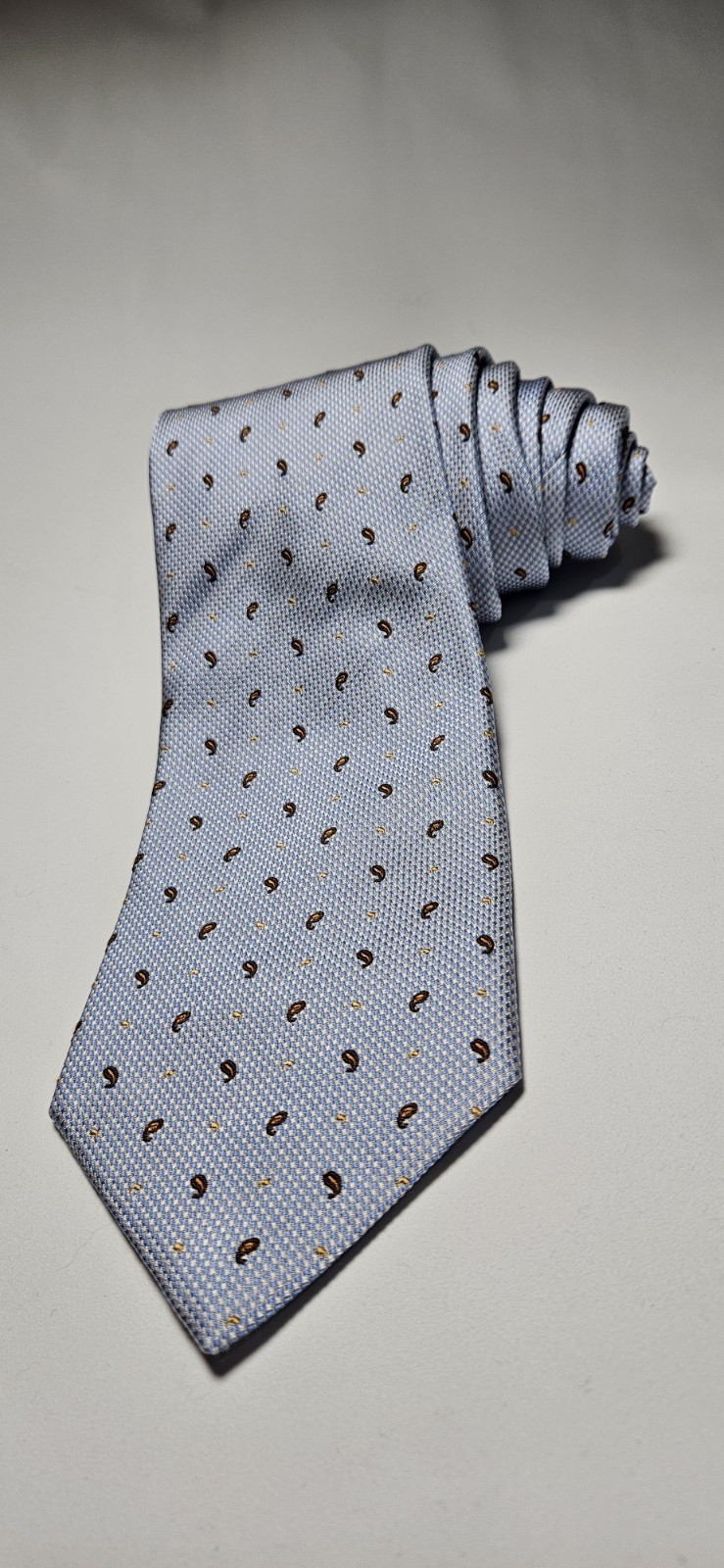 Corporate Image Tom James Bright Blue Paisley With Yellow USA Silk 57″ x 3.75″
