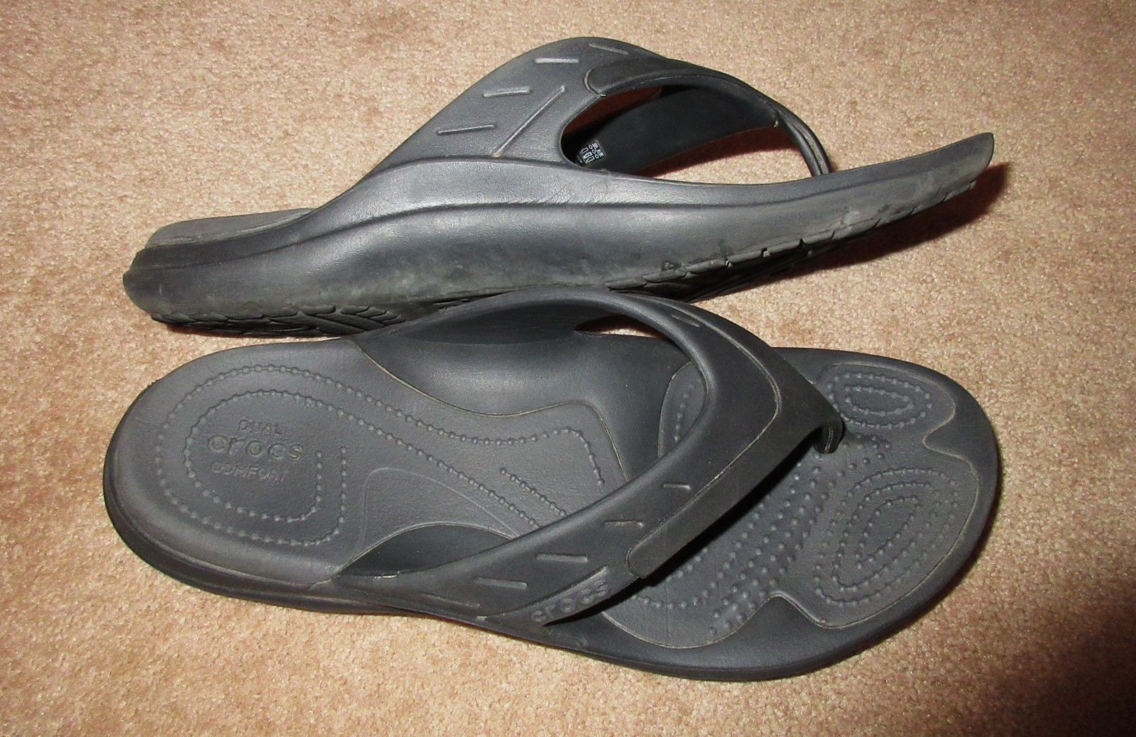 Crocs Dual Comfort Modi Sport Slip On Thong Flip Flops Sandals Black W 9 M 7