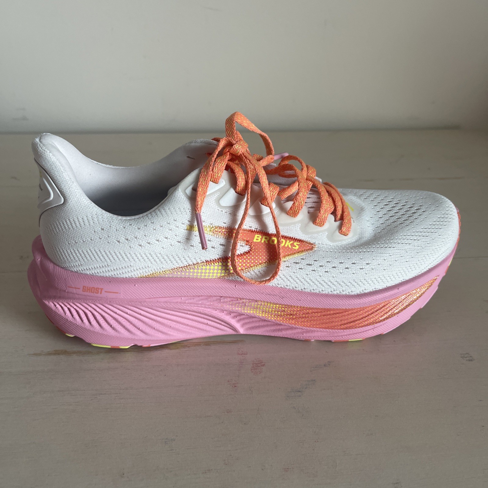 Brooks Women’s Ghost 17 Two Color Schemes to Pick From Each $95 Brand New!