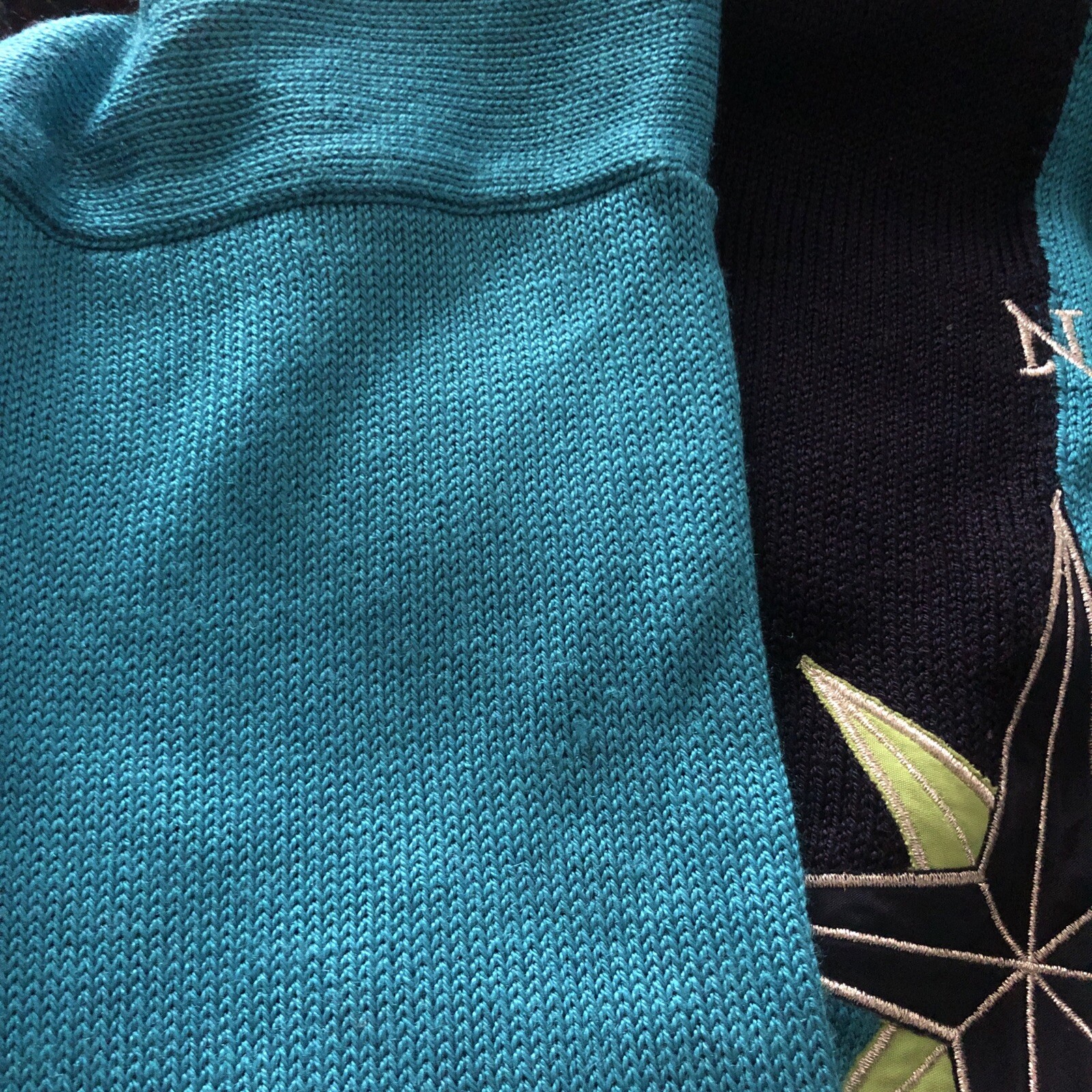 VINTAGE YARELL GREEN/BLUE/BLACK KNITTED JUMPER – SIZE 14 NEW WITHOUT TAGS