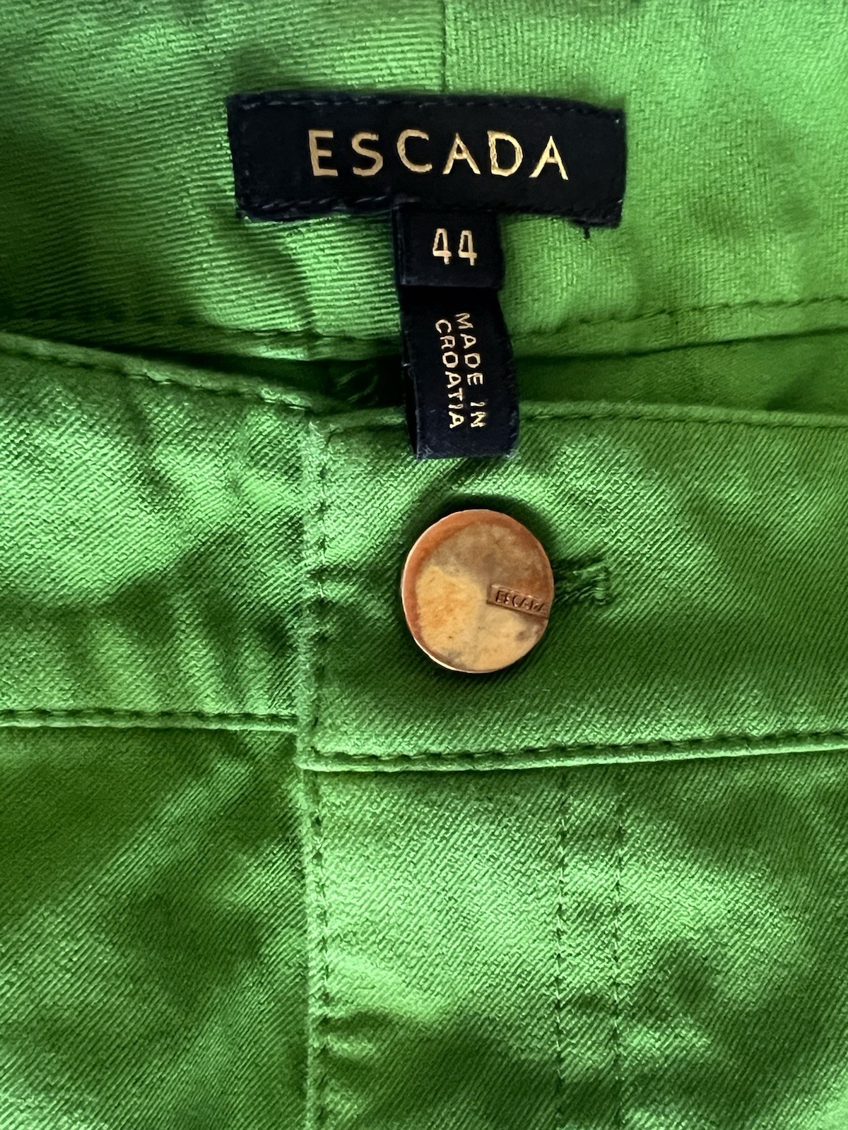 ESCADA Lime Green Trousers Pants Sz 44 US 14 NWOT Luxury Gold Button Bold Modern