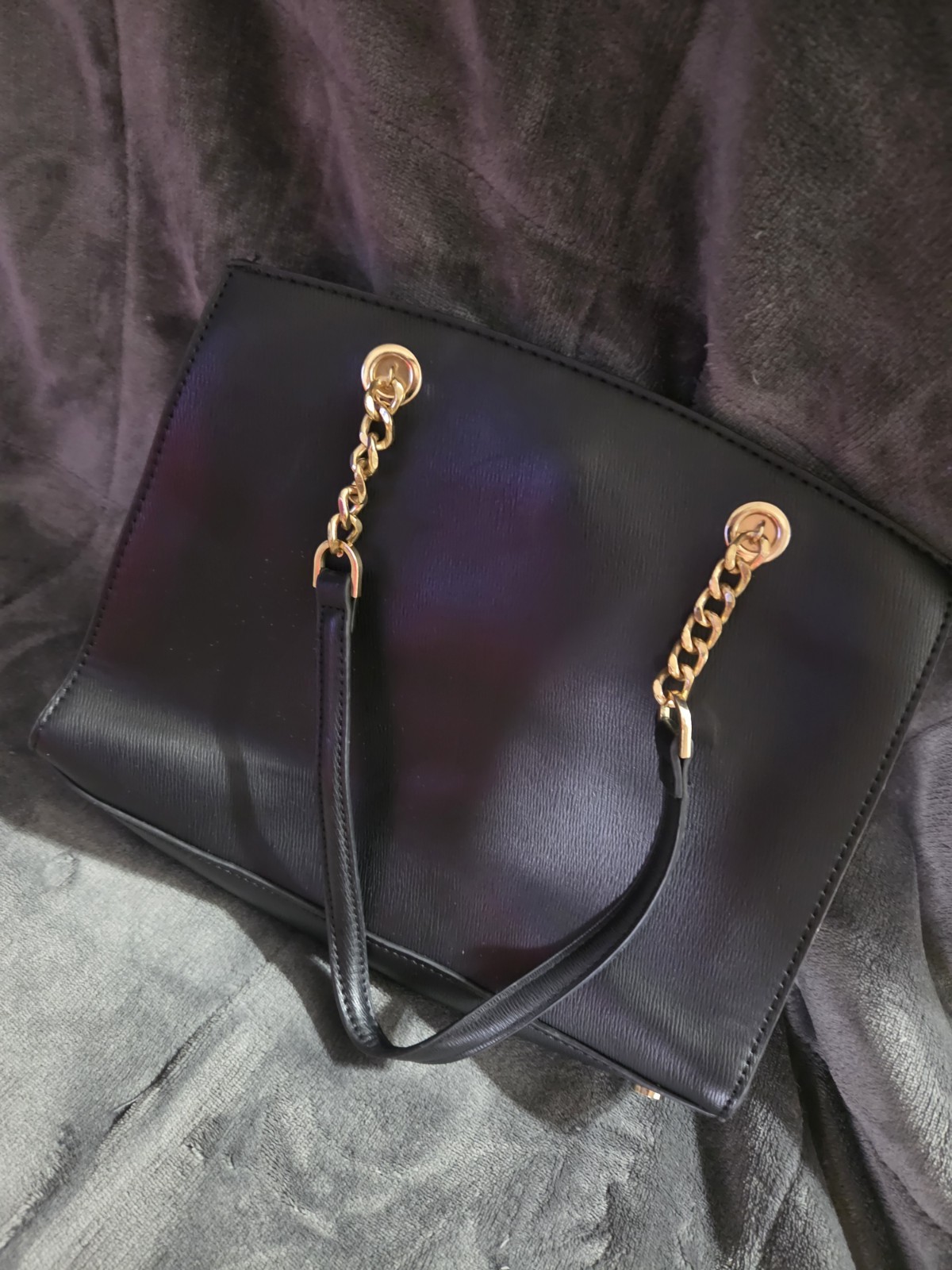 Missygo Black Large Tote Bag Bow Accent Gold Chain Handles Zip Magnetic