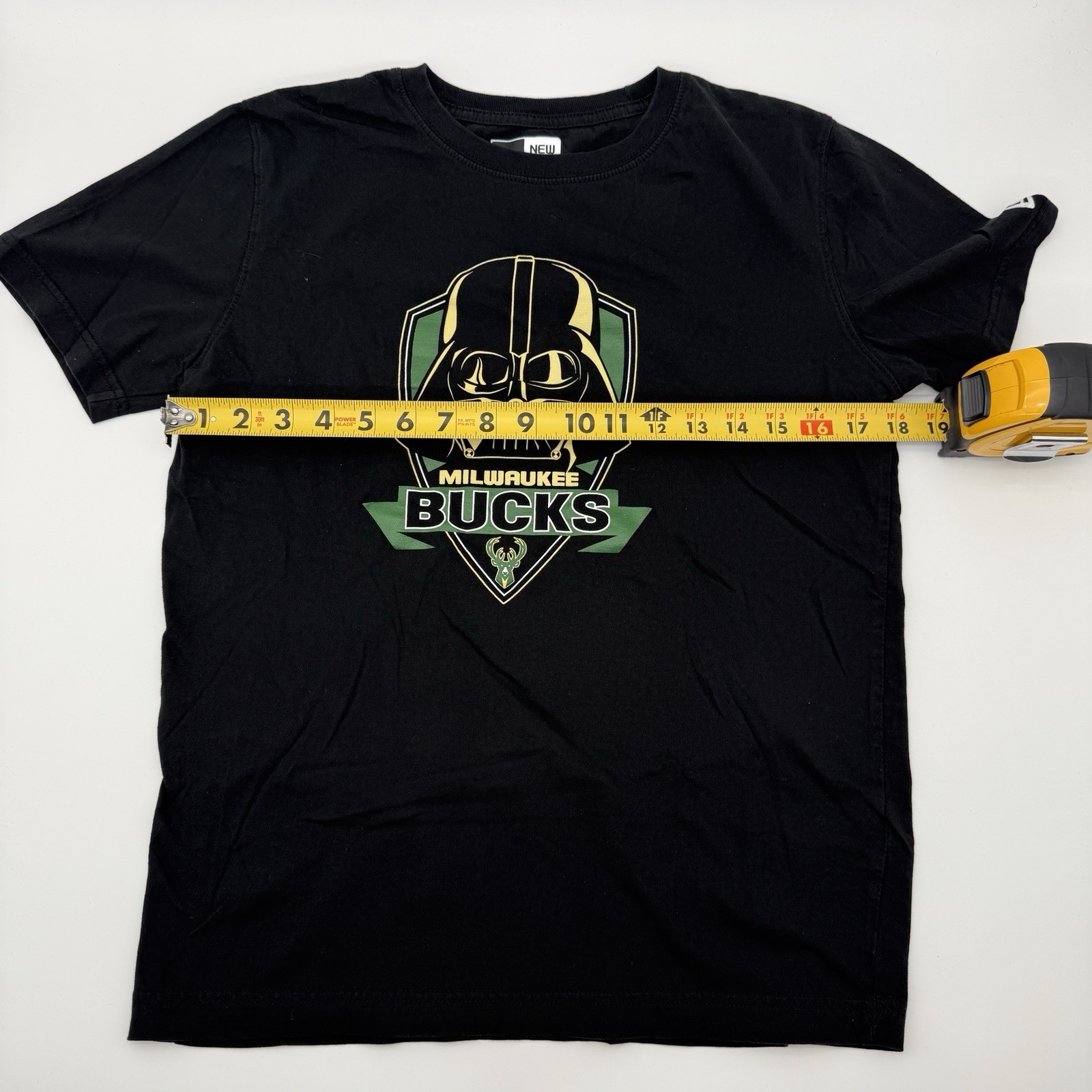 Milwaukee Bucks Star Wars Darth Vader Shirt Small Black