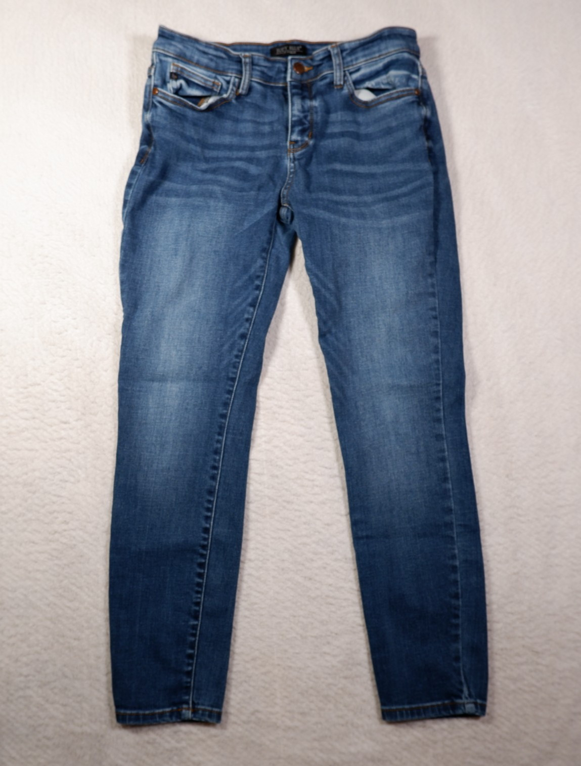 Judy Blue women’s Blue Jeans Skinny Fit 30 Medium wash Mid rise