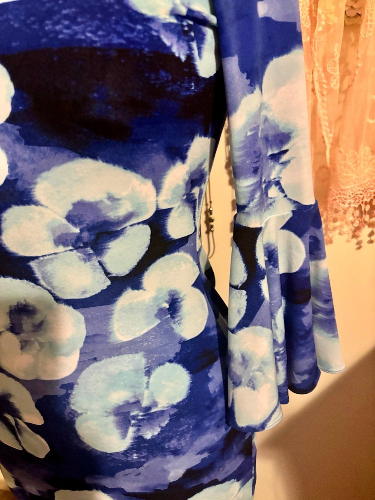 Calvin Klein Blue Watercolor Floral Bell Sleeve Sheath Dress – Size 2