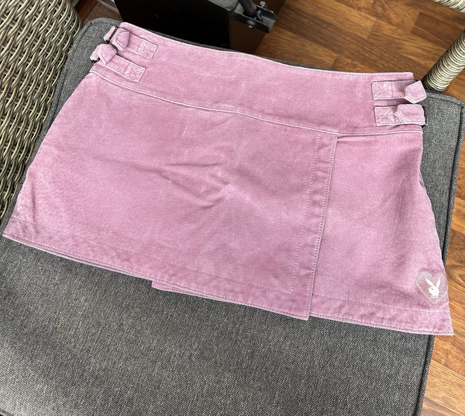 Vintage Playboy Pink Suede Bunny Head Logo Mini Wrap Skirt Buckled Detail Sz 10