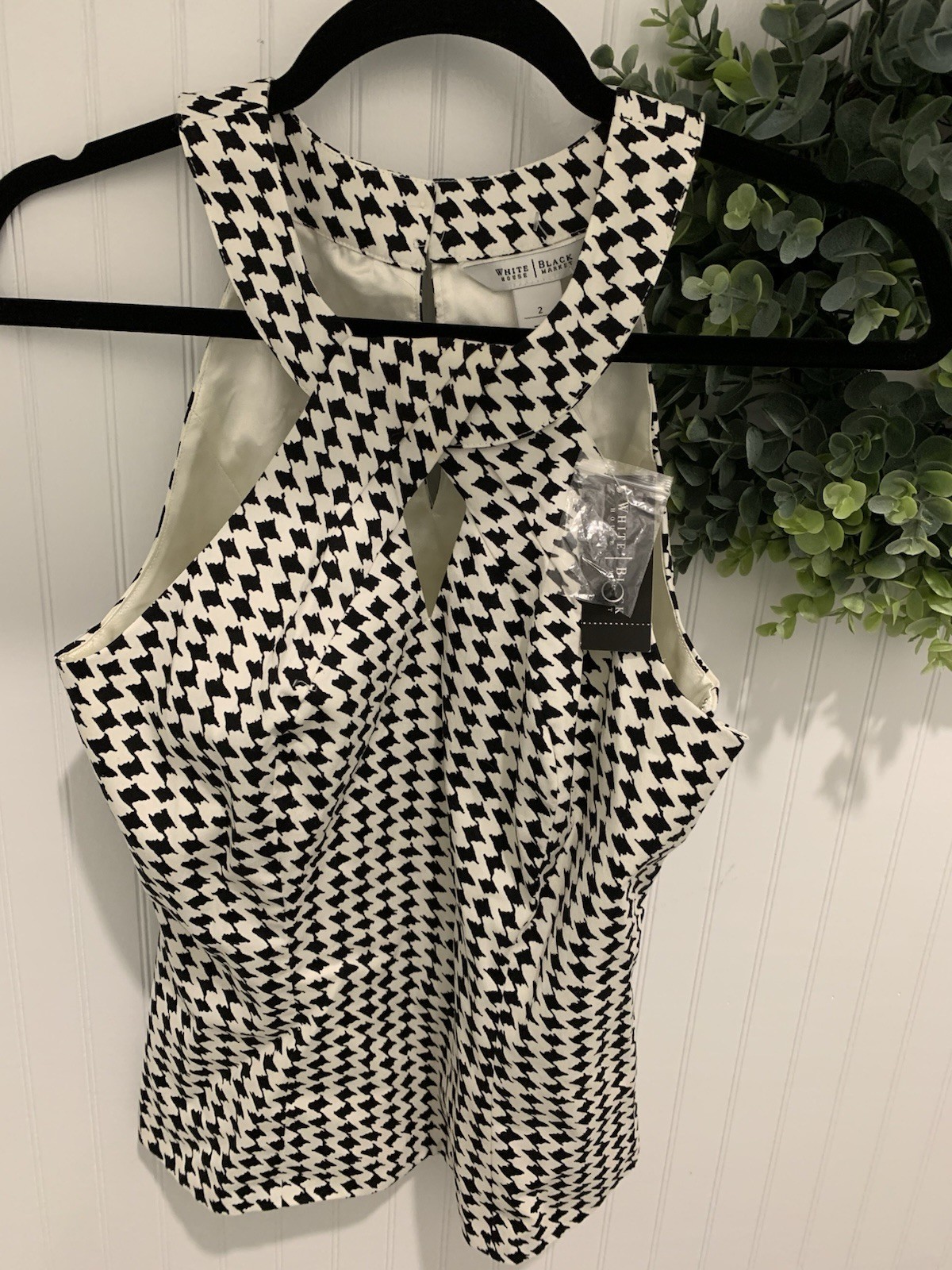 White House Black Market Halter Top Houndstooth 2 NWT Blk/ White