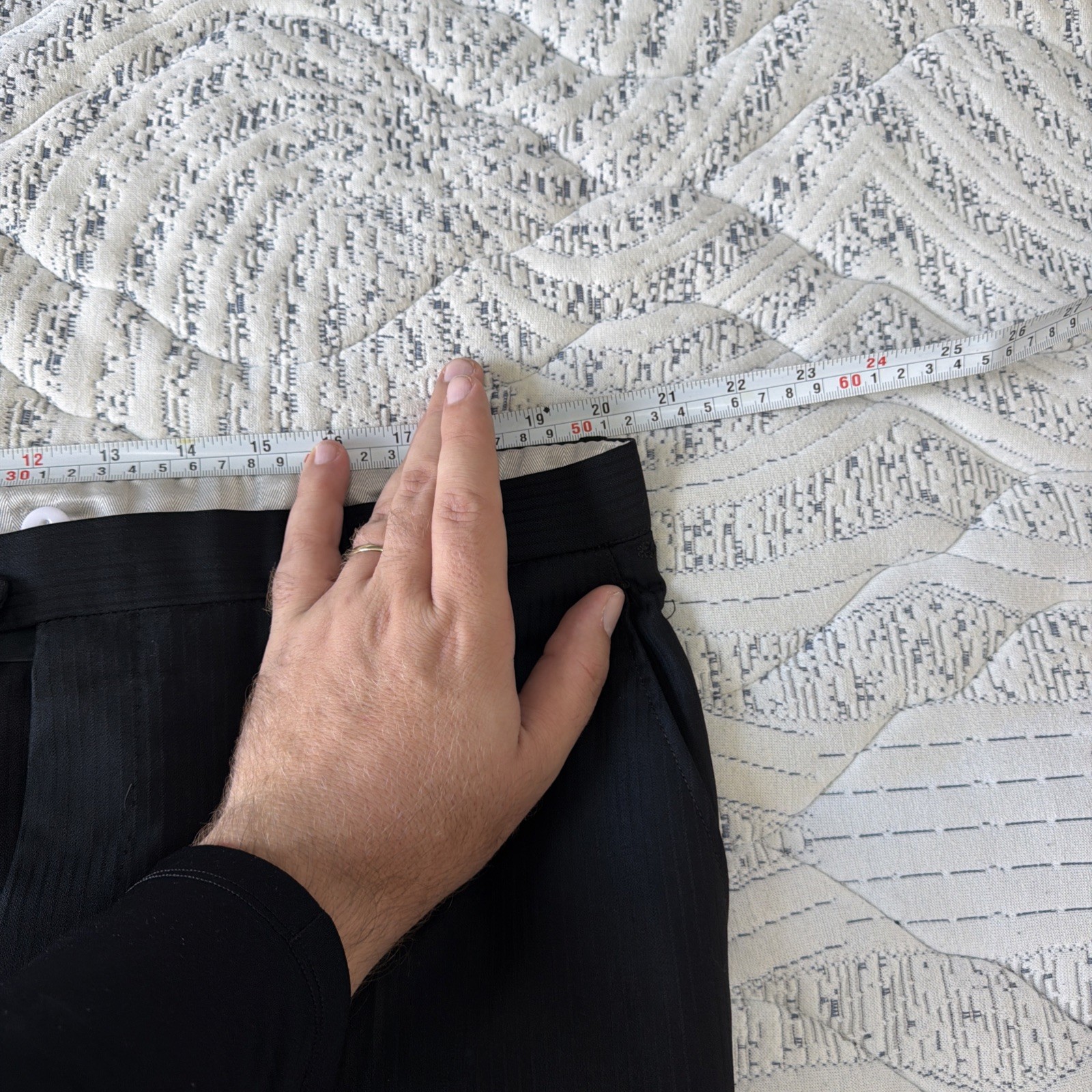 Brioni $8800 Wool/Silk/Cashmere Suit