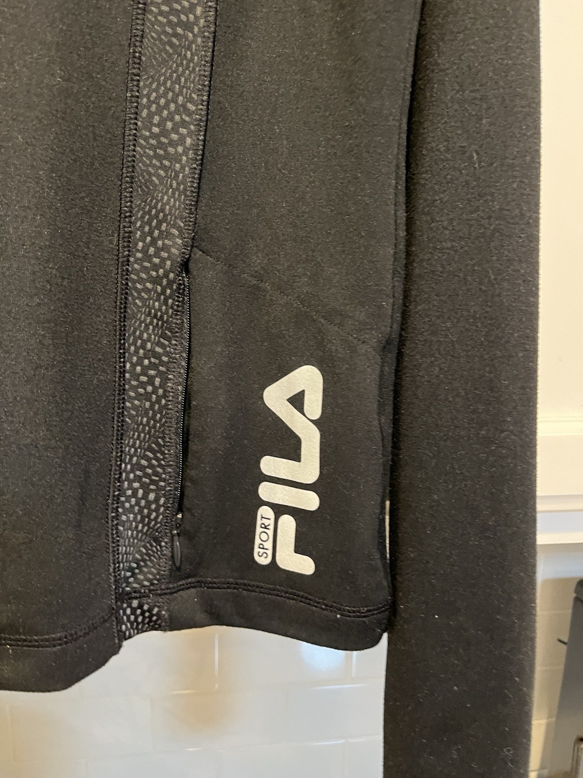 FILA Sport Women’s L Black/Gray Track Jacket 1/4 Zip Thumbholes