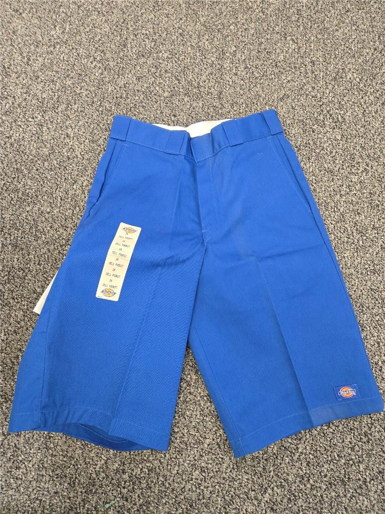 .= Dickies Men Shorts Loose Fit 13″ Length 29″ Waist Bright Blue Easy Care New