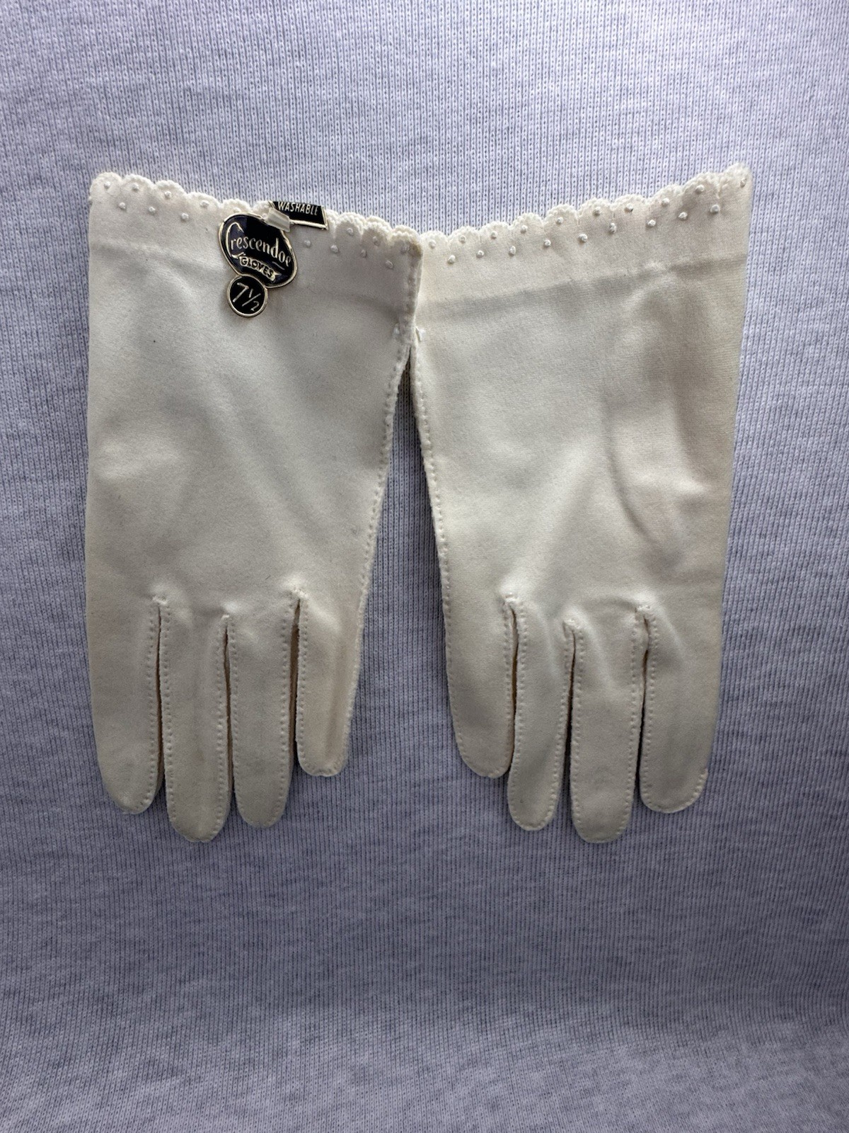 Vintage Crescendos Wonder Fabric Off White Gloves