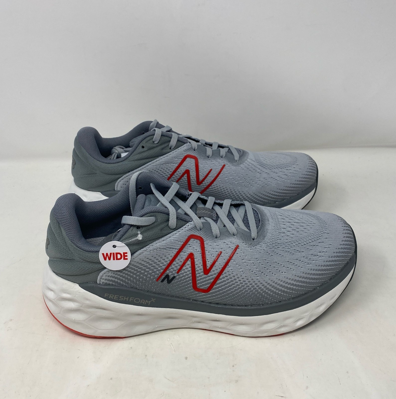 New Balance Fresh Foam X 840v1 Men’s 9.5 2E Wide Aluminum Grey/True Red Running