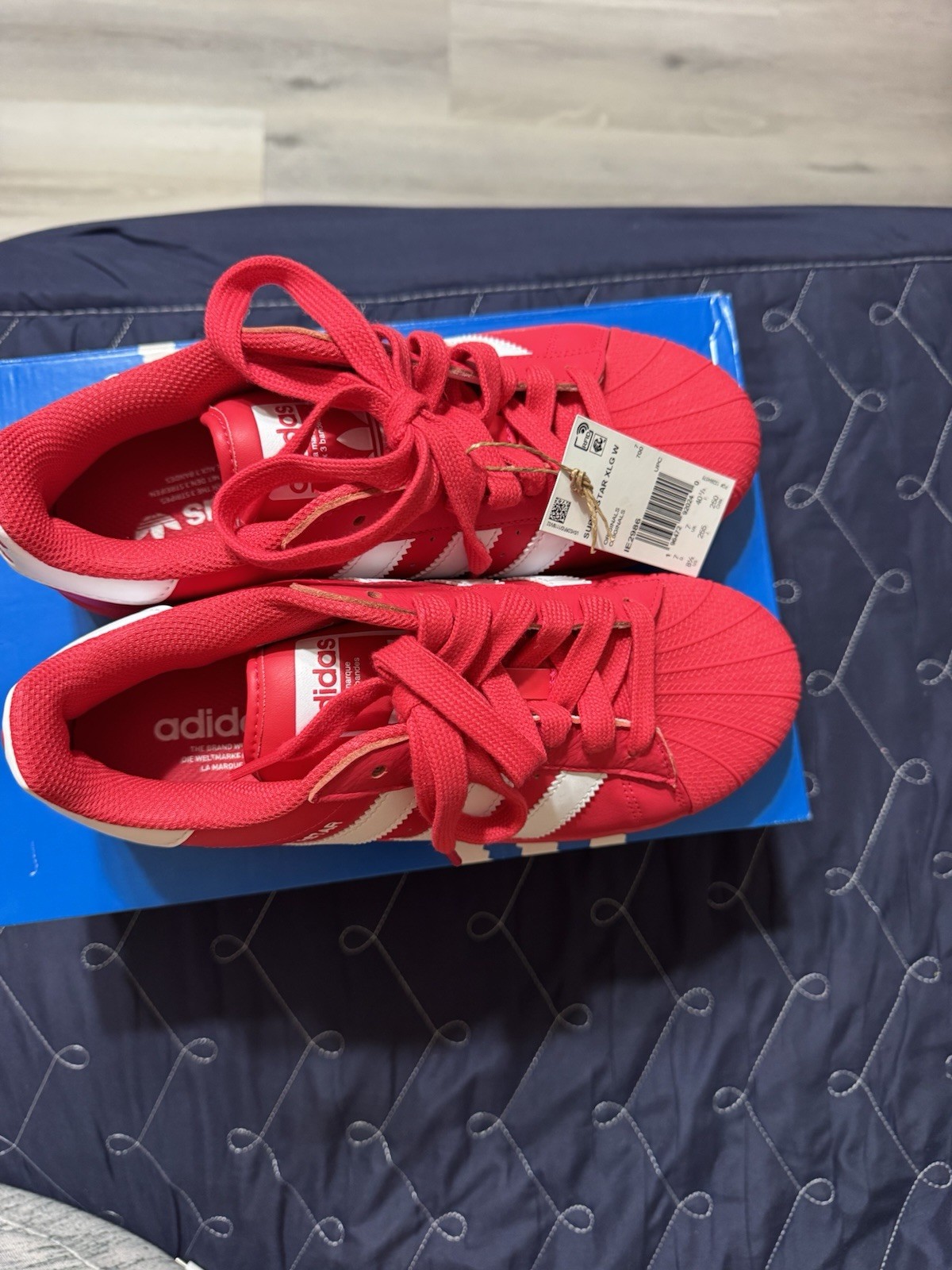 adidas Superstar Men’s Red/White Low Top Lace-Up Athletic Sneakers New w/ Box
