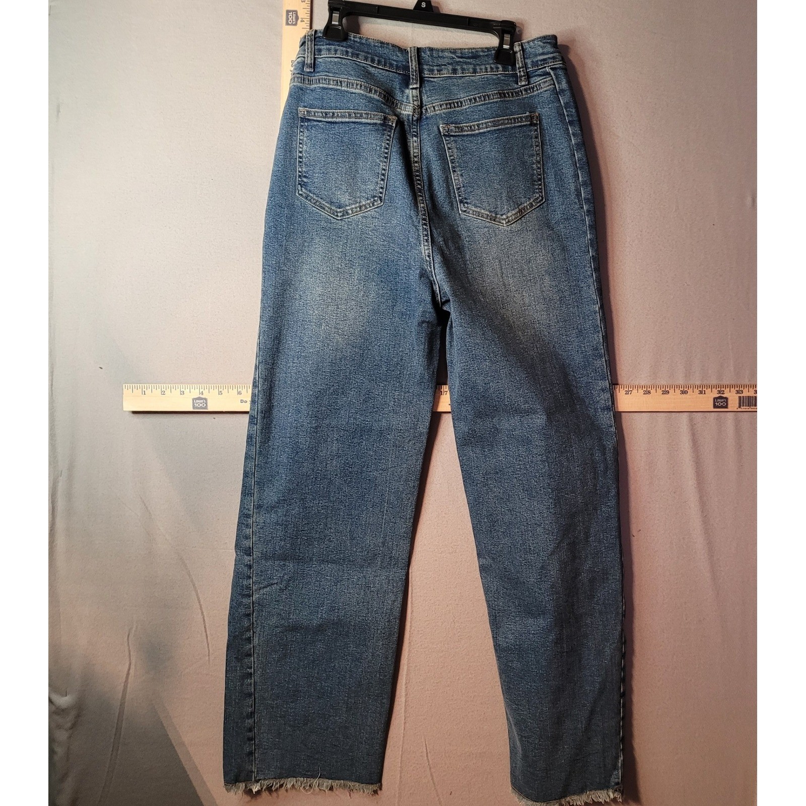 Unbranded Medium Wash High Rise Straight Leg Raw Hem Distressed Jeans Size M