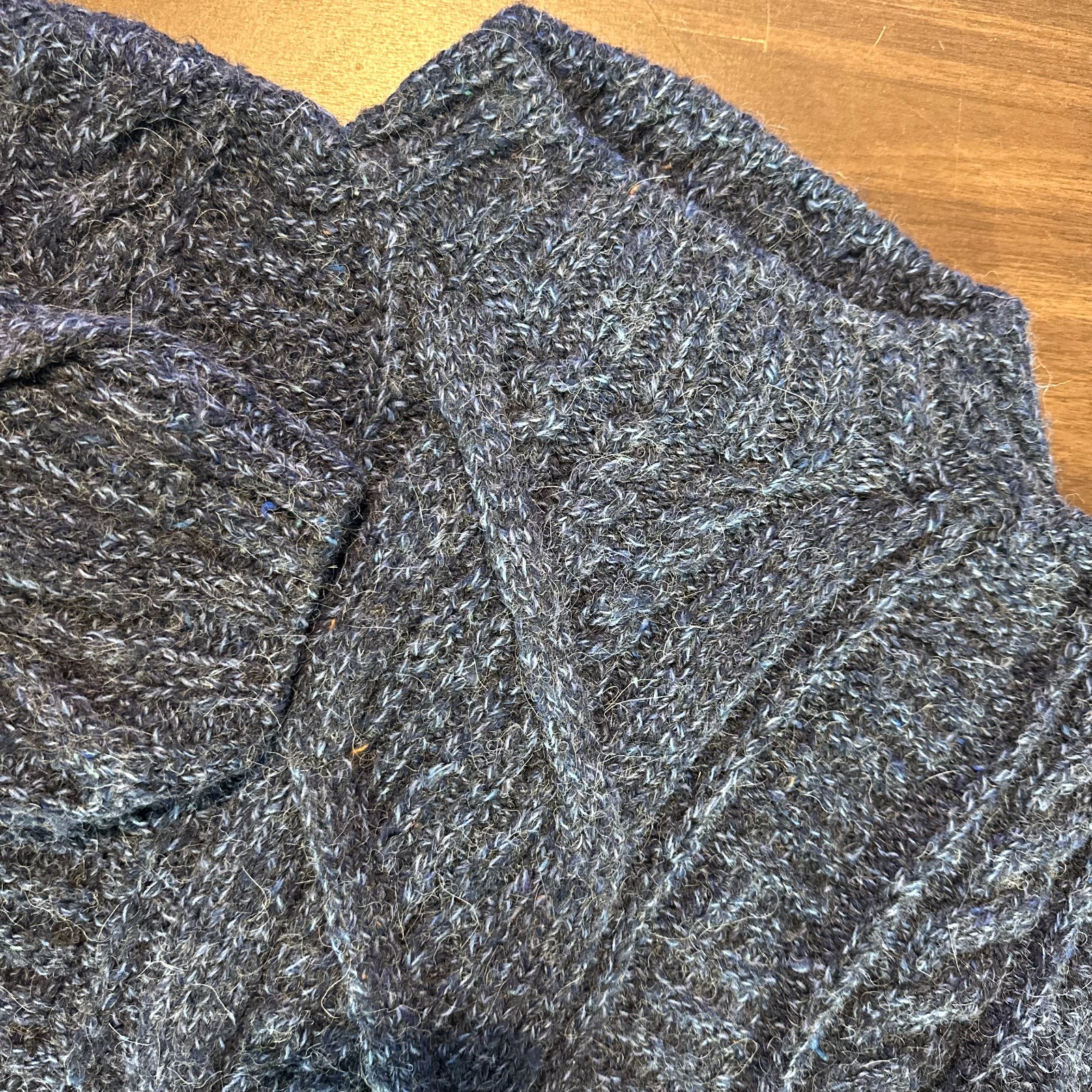 L.L. Bean HandKnit Fisherman VTG Sweater Blue Wool Cable Knit Womens L Read
