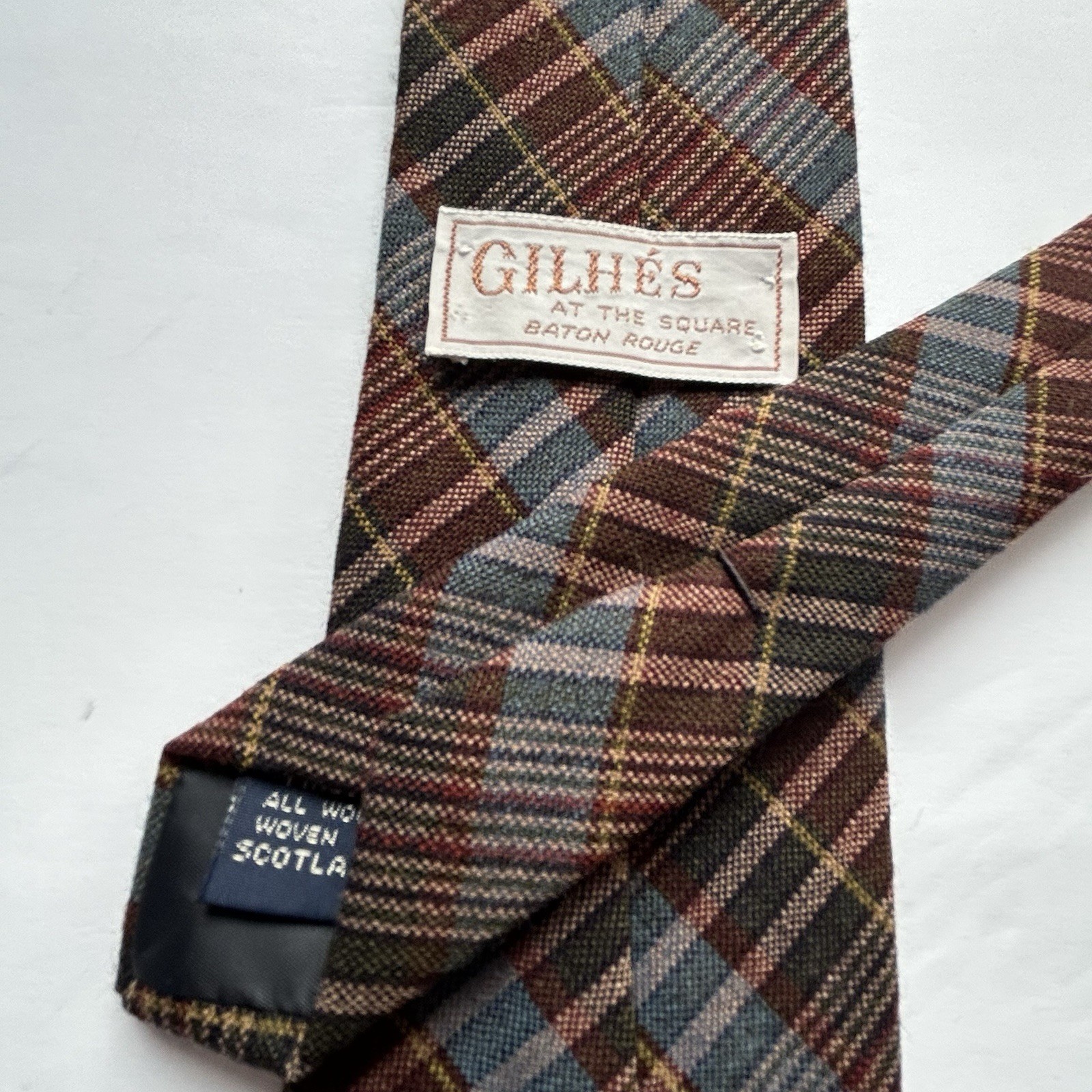 Gilhes Baton Rouge Tie Brown Blue Tan Plaid Wool Woven in SCOTLAND 3” X 56” NWOT