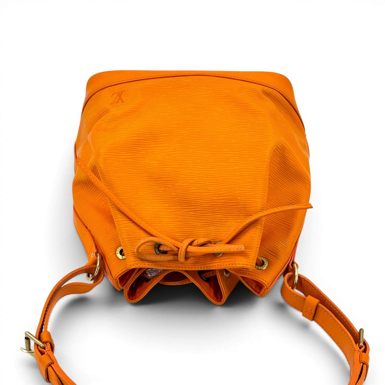 LOUIS VUITTON Petit Noe Mandarin Epi Orange Leather Drawstring Shoulder Bag