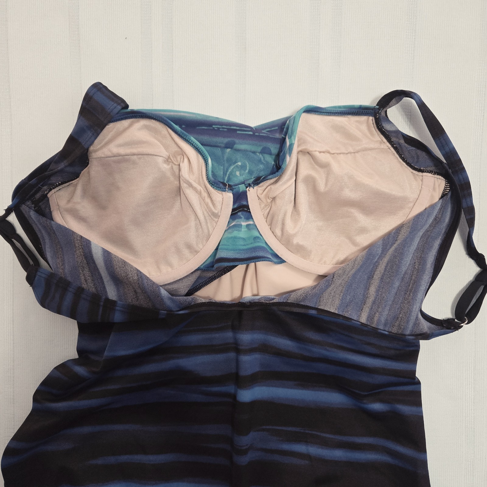 Kirkland MiracleSuit Womens One Piece Swimsuit Size 12 Blue/Teal/Black Lined