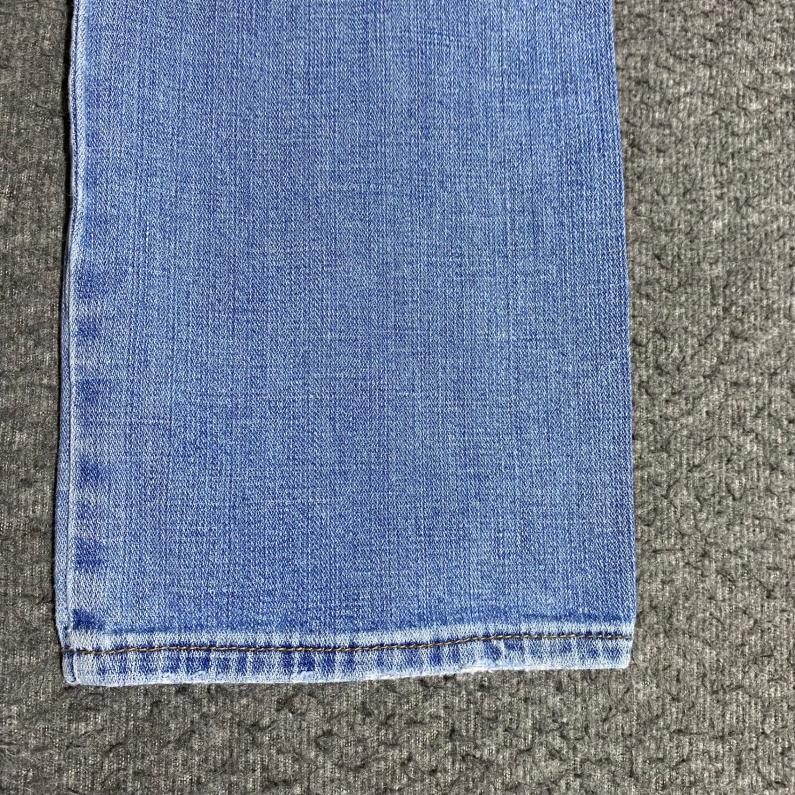 Levi’s 525 Perfect Waist Jeans Womens 10M Light Wash Blue Denim 30×31 Boho Prep