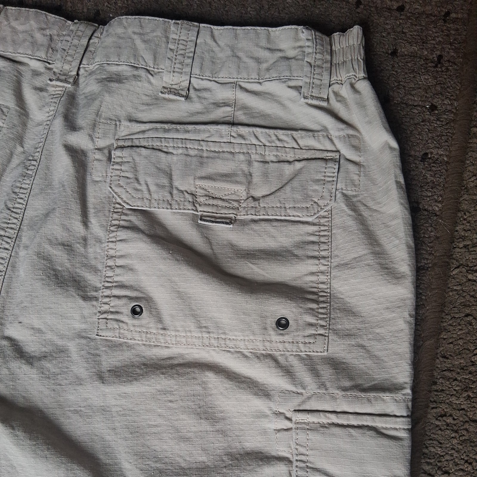 Red Head Brand Co. Men’s Cargo Shorts Size 38 khaki eight pockets casual pants