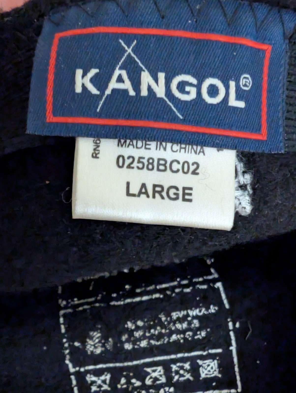 Vintage mens kangol black 100% wool cap L solid kangaroo logo newsboy hat