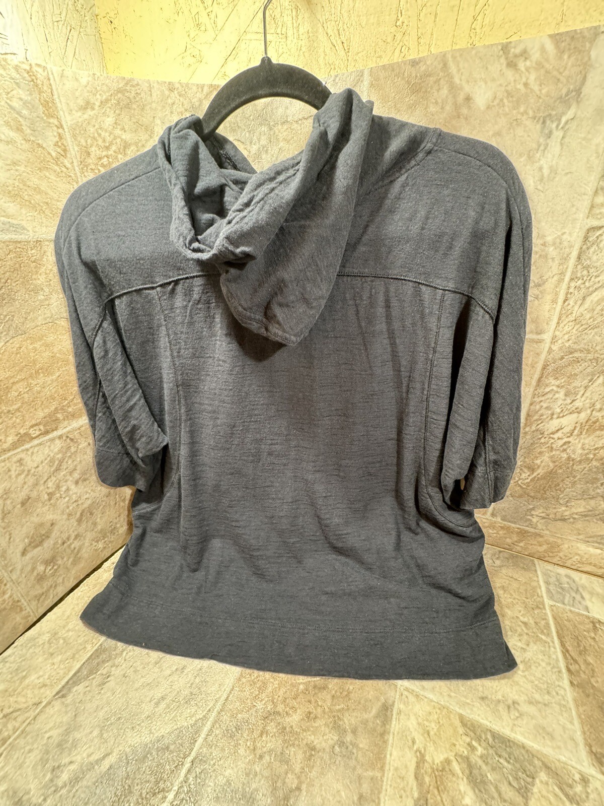 Under Armour Pullover 3/4 Sleeve,Oversized S/P/CH,Lightweight Shirt W/Hoodie,use