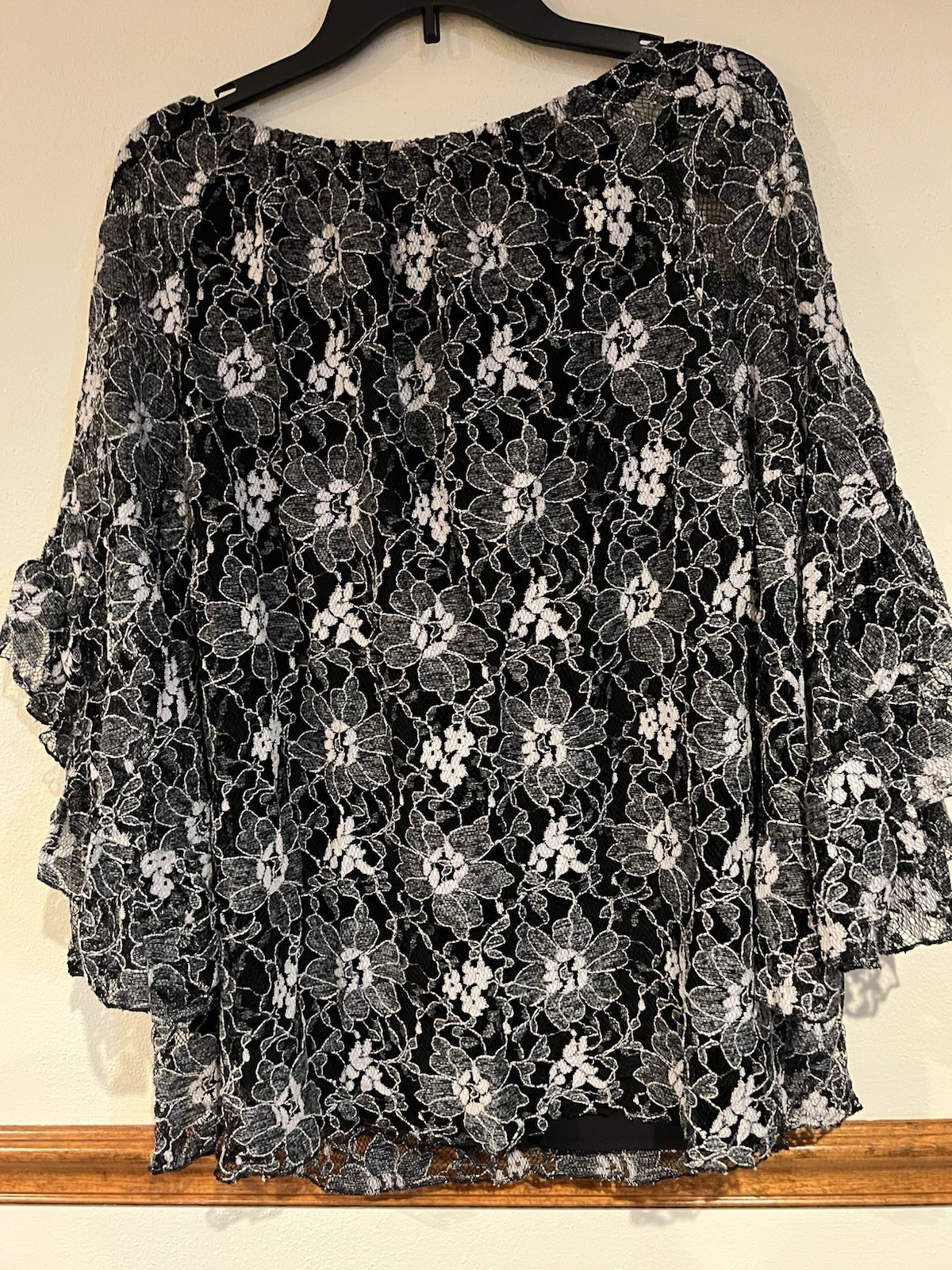 Gorgeous Fever Black And White All Over Lace Off Shoulder Bell Sleeve Top XL