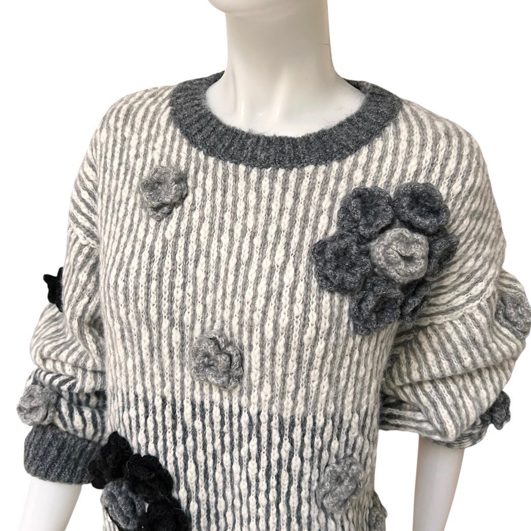 Grannycore Chunky Knit Oversized 3D Crochet Flower Sweater Women Grey Boho Large