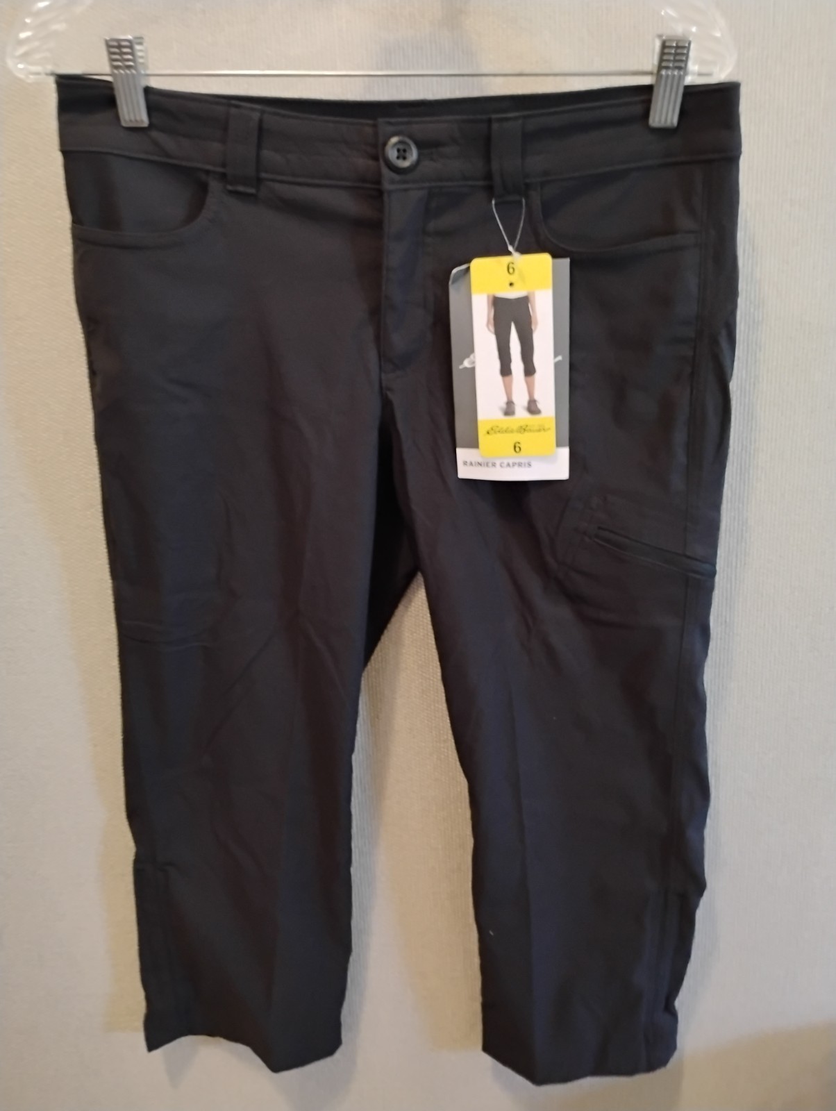 NWT Eddie Bauer Women’s Rainier Capri pants hiking Black Size 6