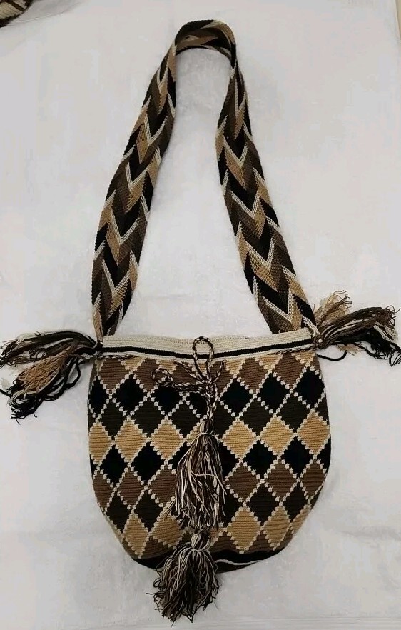 Woven Wayuu Crossbody Bag Unique Design Elegant Multicolor About “31 Inc.”Long