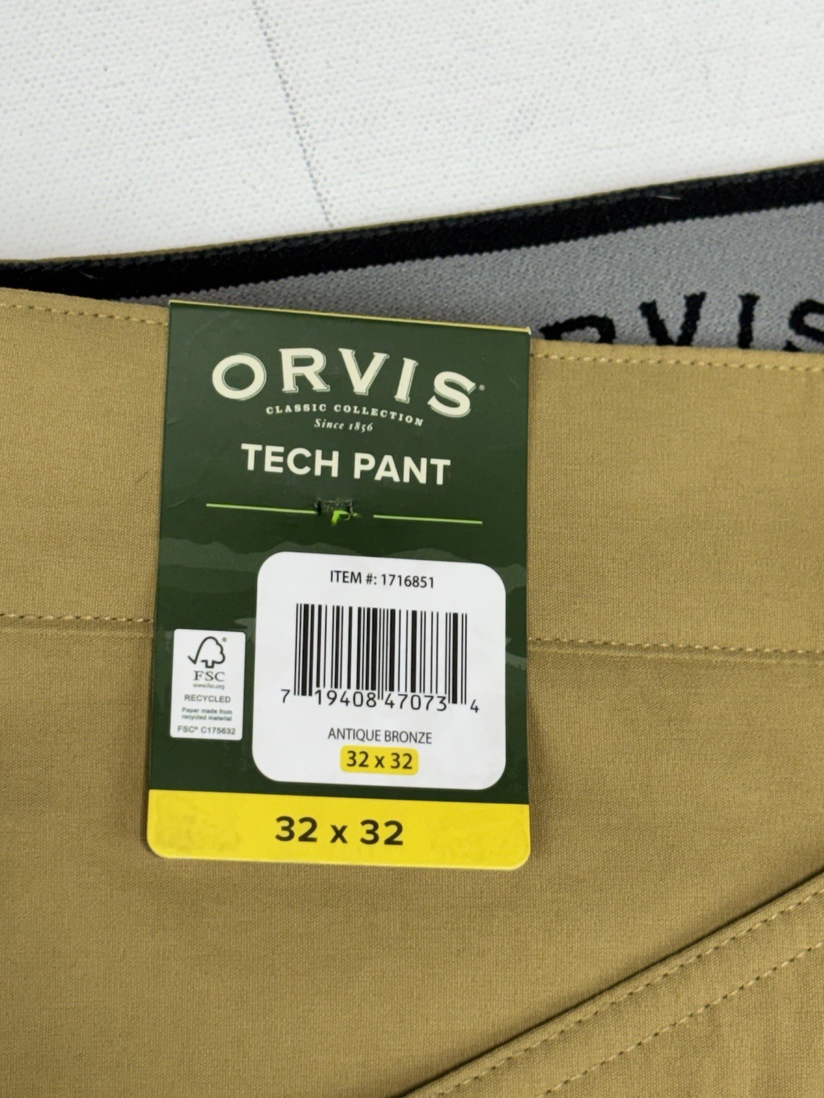 Orvis Tech Pants Mens 32×32 Beige Cargo Zip Pockets Stretch Water Repellent