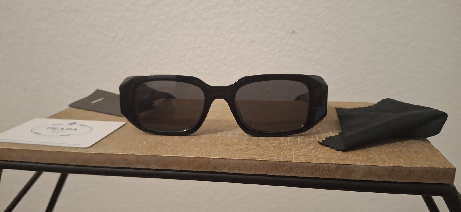 Prada EyewearPrada Eyewear Rectangle-Frame Sunglasses