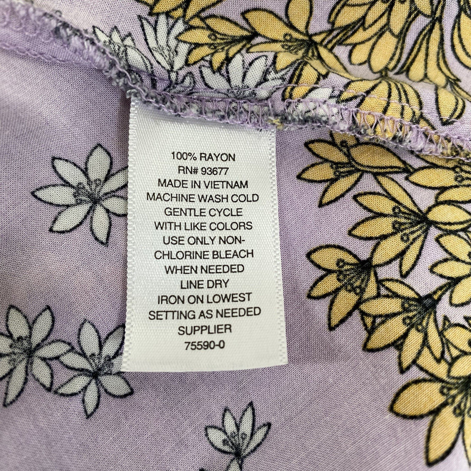 a.n.a. A New Approach Tank Top Blouse Womens L Rayon Purple Floral Beach Fairy