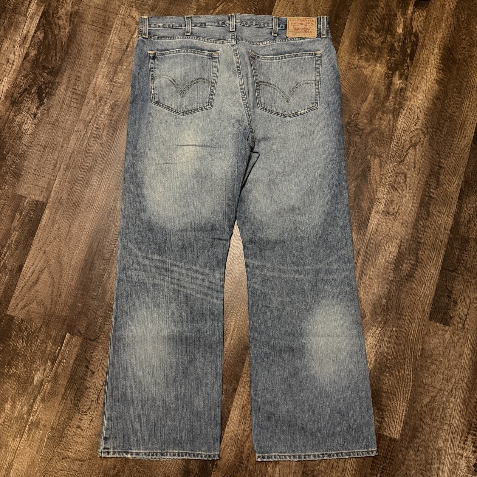Vintage Levi’s 567 Loose Bootcut Jeans Mens 38×32 Light Wash Baggy Skater Y2K